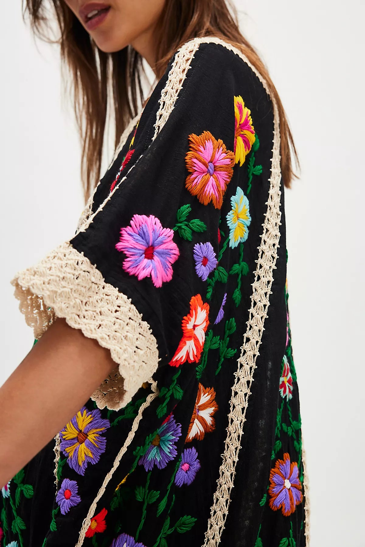 Bella Flor Embroidered Kaftan - Image 3